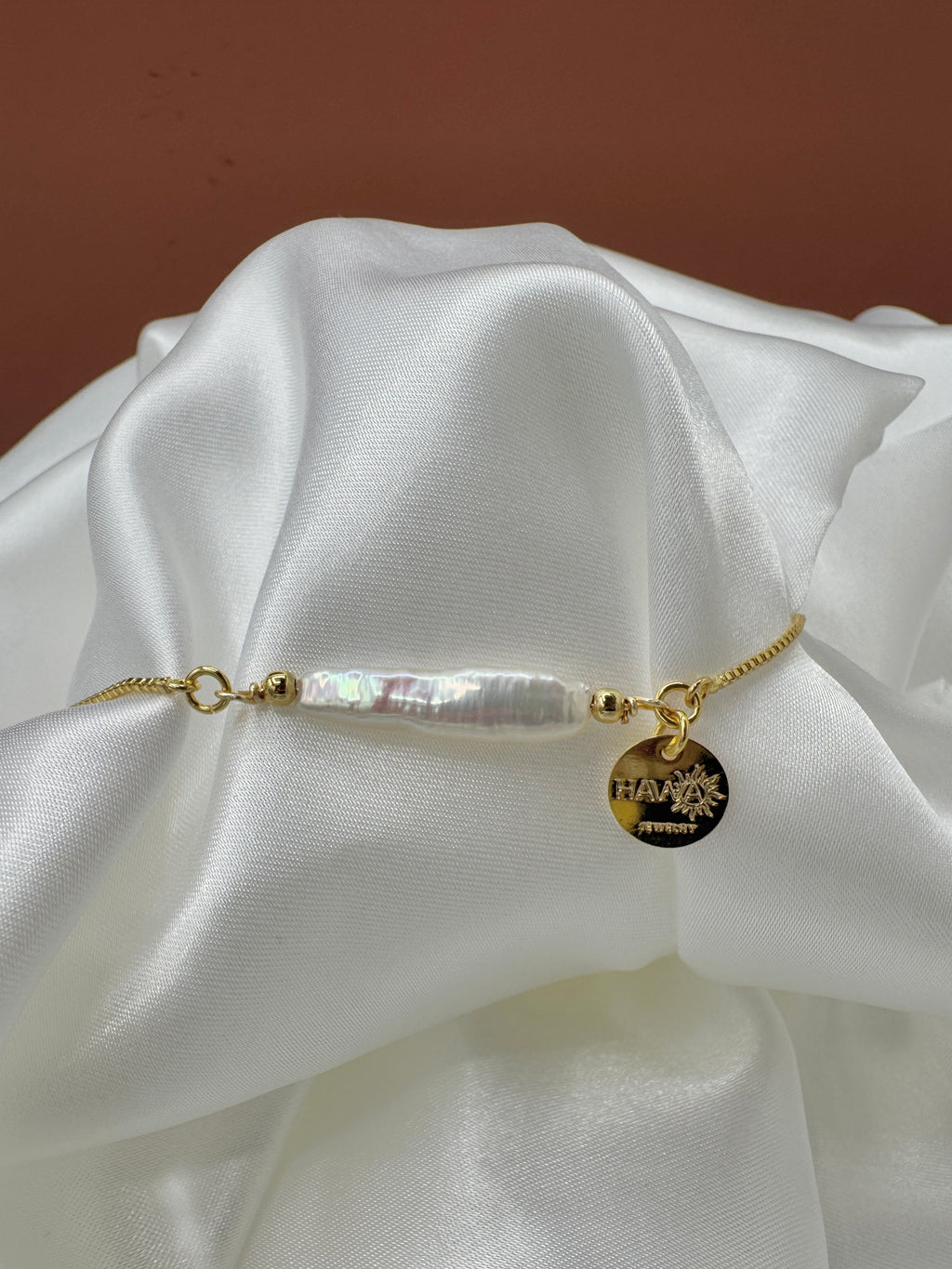 Natural pearl bracelet