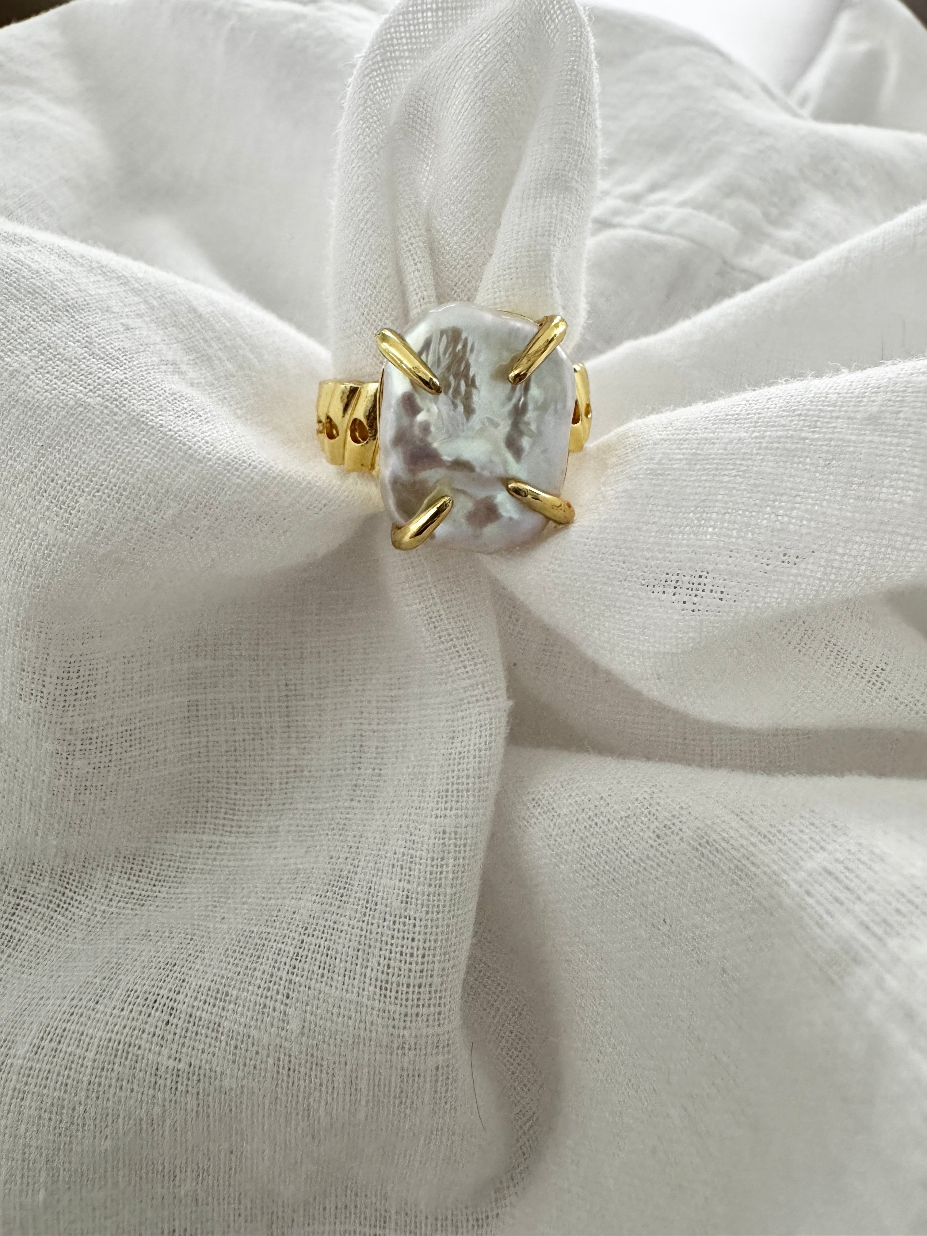 Rosa Ring