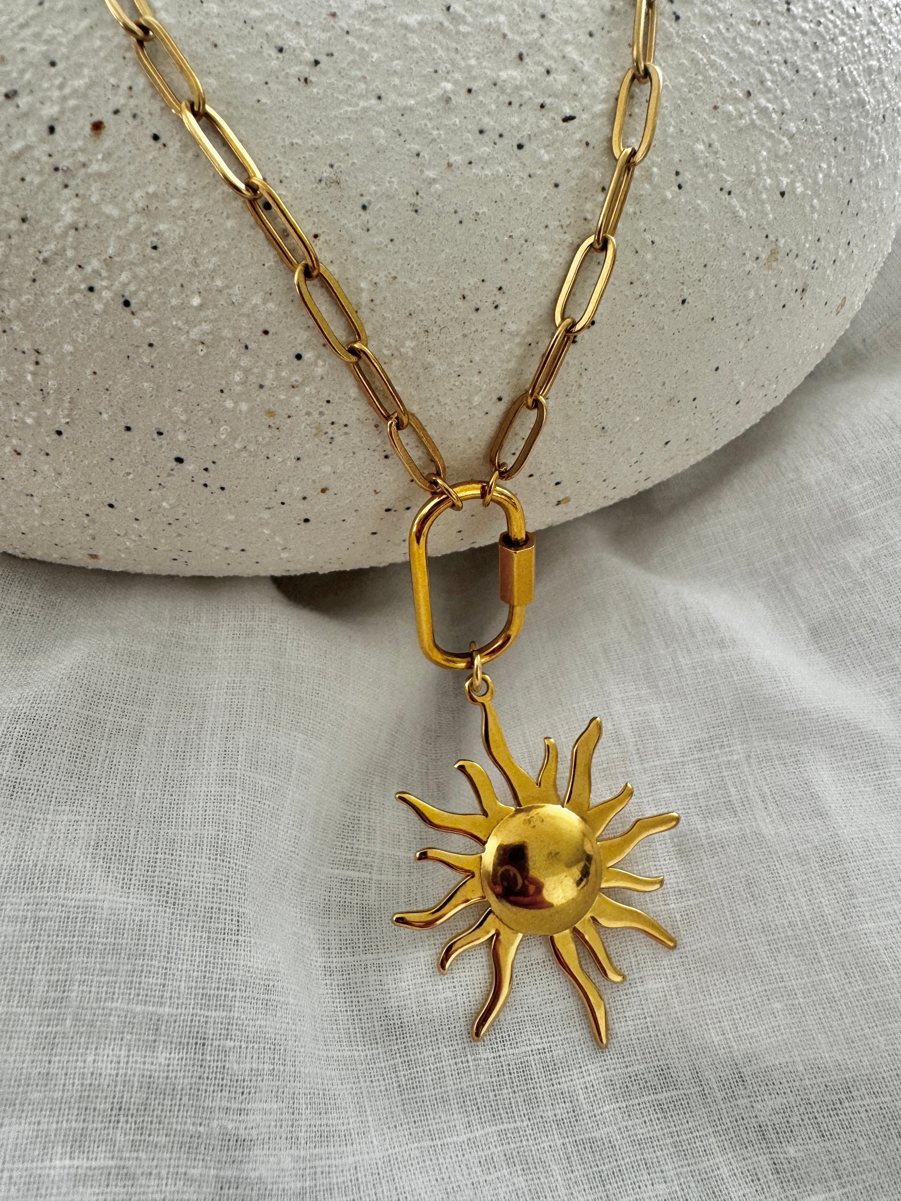 Solare Necklace