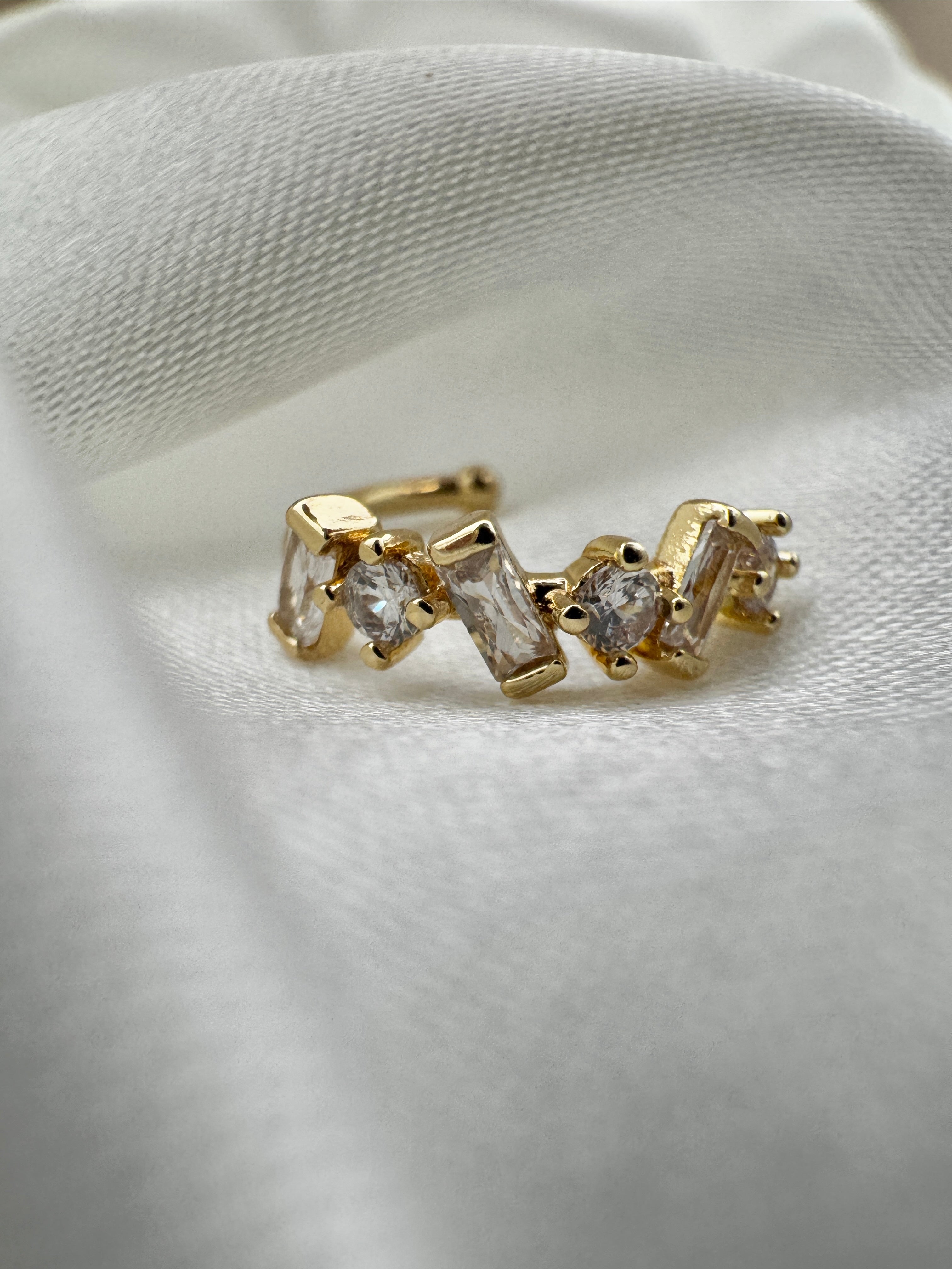 Nicole earcuff